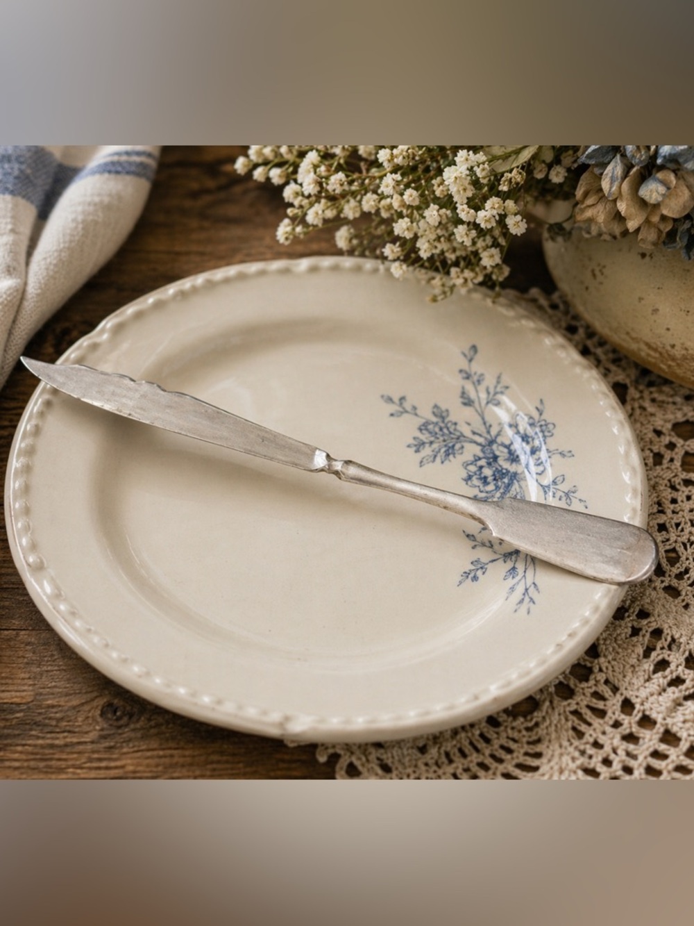 1847 Rogers Bros A1 Master Butter Knife Twisted Handle Vintage